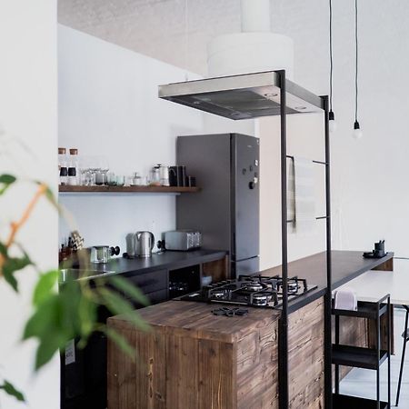 Long Story Short Hostel & Cafe Оломоуц Екстериор снимка