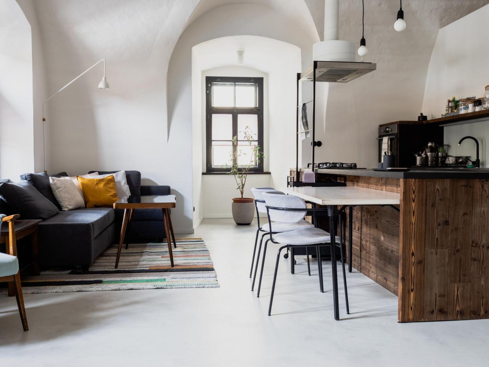 Long Story Short Hostel & Cafe Оломоуц Екстериор снимка