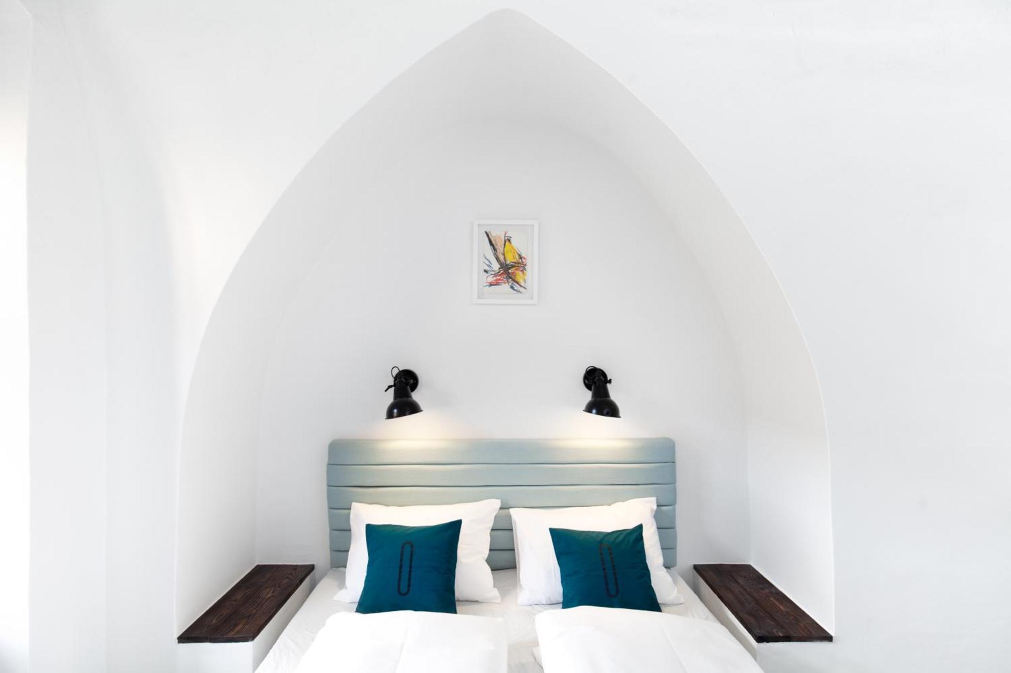 Long Story Short Hostel & Cafe Оломоуц Екстериор снимка