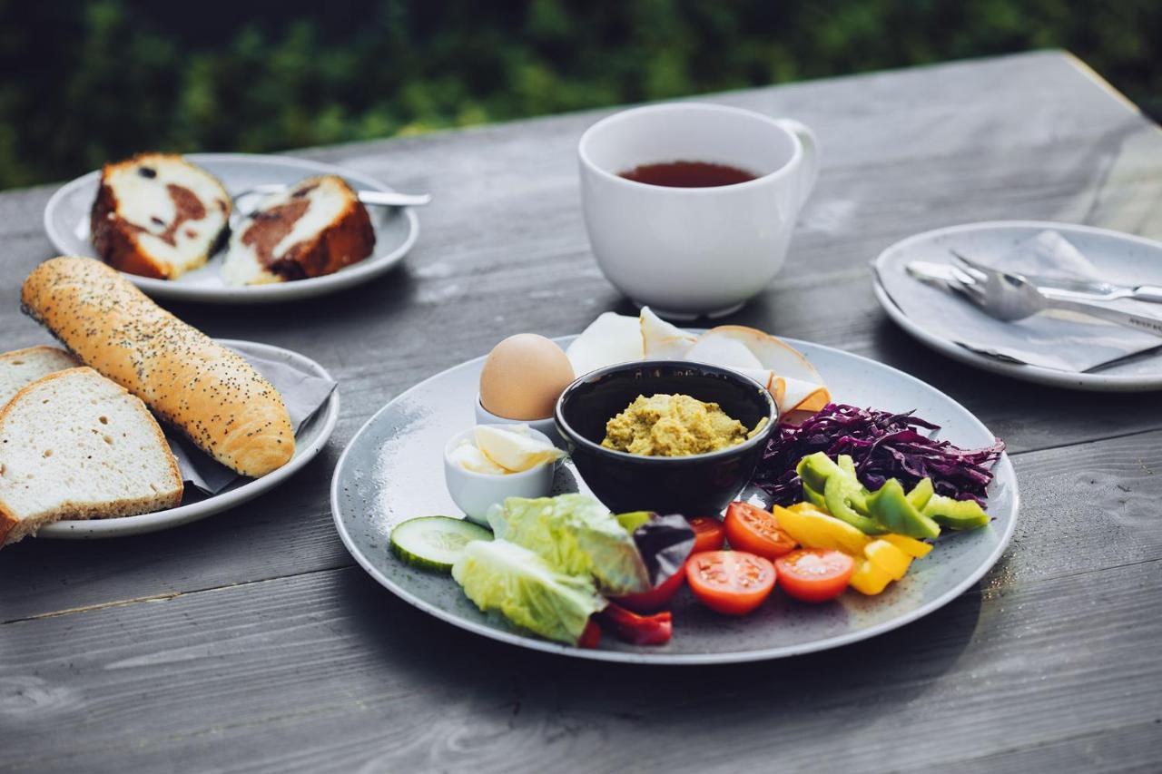 Long Story Short Hostel & Cafe Оломоуц Екстериор снимка